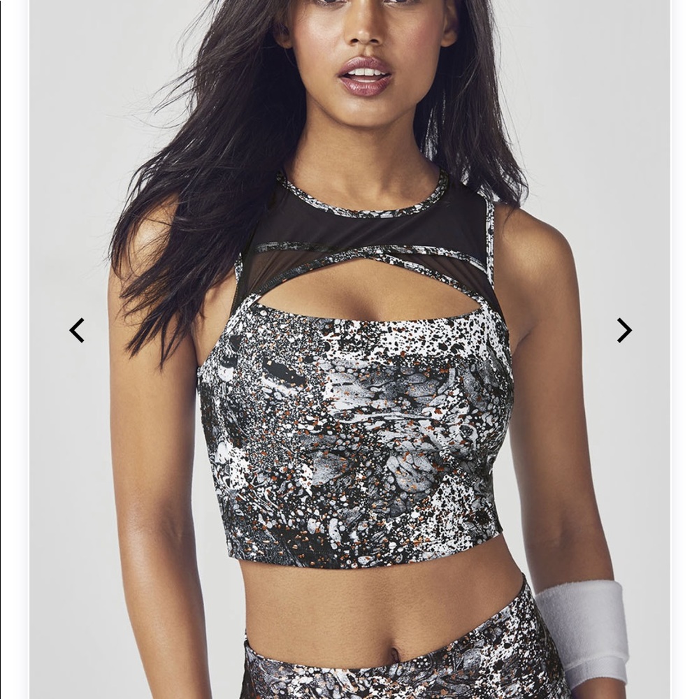 NWOT! Fabletics Everly Midi Sports Bra